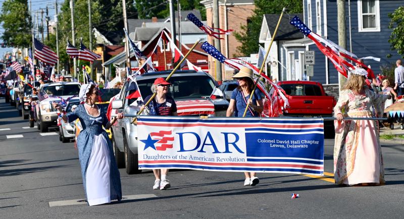 The local Col. David Hall Chapter of the Daughters of the American Revolution marches in the parade.