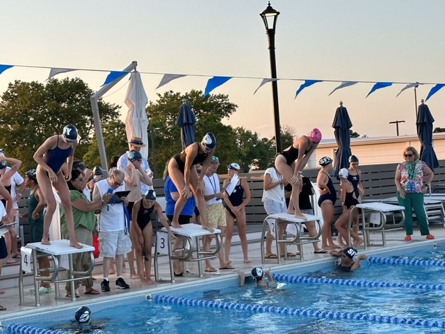 lewes yacht club swim team