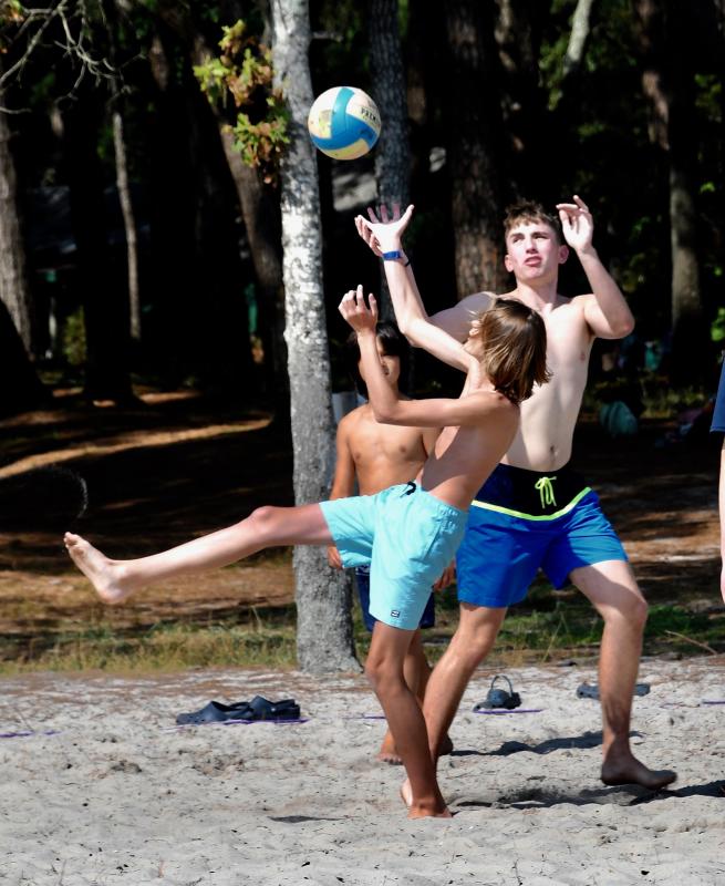 Although there is a structured schedule of activities for each day, there is still time to improvise and play a pick-up game of beach volleyball.
