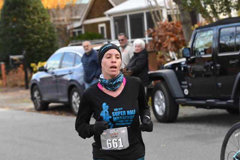 Caryn Lawler cruises to a time of 19:37.