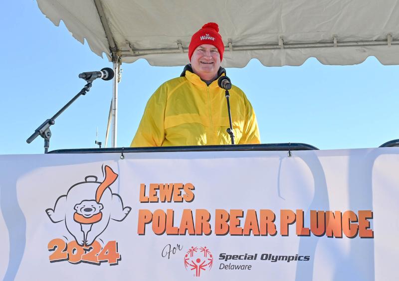 Lewes Polar Bear Plunge makes a splash for Special Olympics Cape Gazette