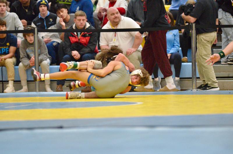 In a hard-fought seventh-place match in the 113-pound bracket, Cape sophomore Cale Baker nearly came from behind but lost 15-14 to A.I. DuPont’s Xavier Ramos.