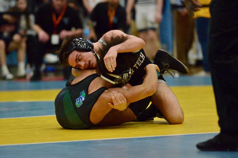 Sussex Tech’s Hobe Givens gets a 15-7 major decision victory over St. Georges’ Nathaniel Wood and clinched a fifth-place spot.