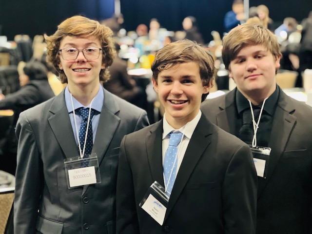 Mariner BPA newcomers (l-r) Beau Krick, Isaac Stuart and Logan Copp enjoy networking during the state conference.