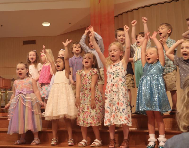 The Owl Class gives a dazzling performance. In back are (l-r) Aubrey Faryna, Kate Creed, Ruby Jonas, Teddy Parsons, Oakes Thompson, Brixton Fehrenbach, Thornton Plummer and Brayden Mastrian. In front are Hanna Mae Baker, Camila Morales, Zoey Hurley, Charlie Monk, Rae Walker and Daniel Lewis.
