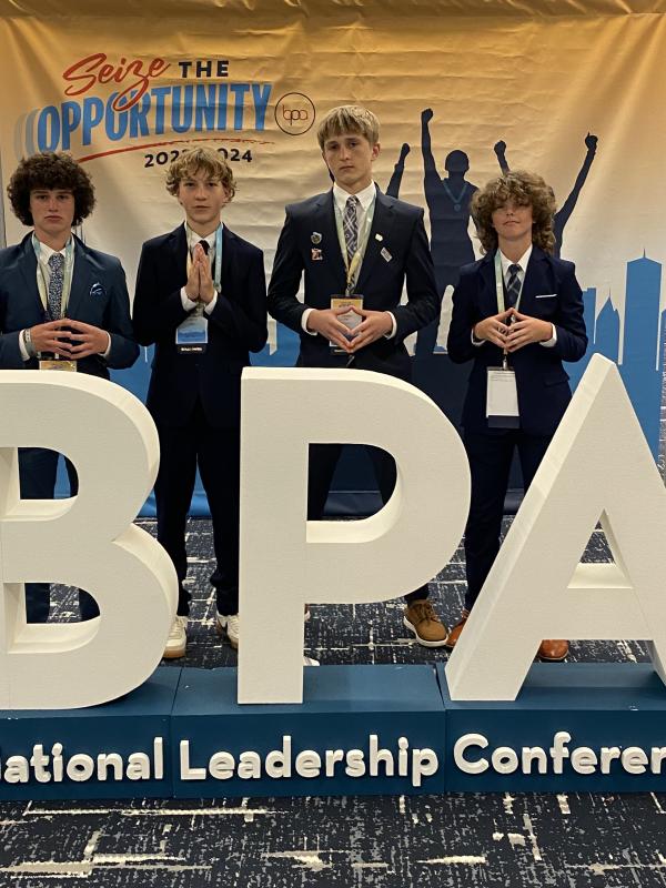 Mariner BPA’s administrative support team of (l-r) Quinn Kluchnik, Cody Williamson, Carson Tuer and Trizton Willey finished seventh nationally and are Mariner BPA’s first all-male team to place in the top 10 at nationals. This year was also the first time both of Mariner’s admin support teams place, as the all-female team of Daisy Hughes, Kate Dowd, Hannah Wells and Linley Draper finished first.