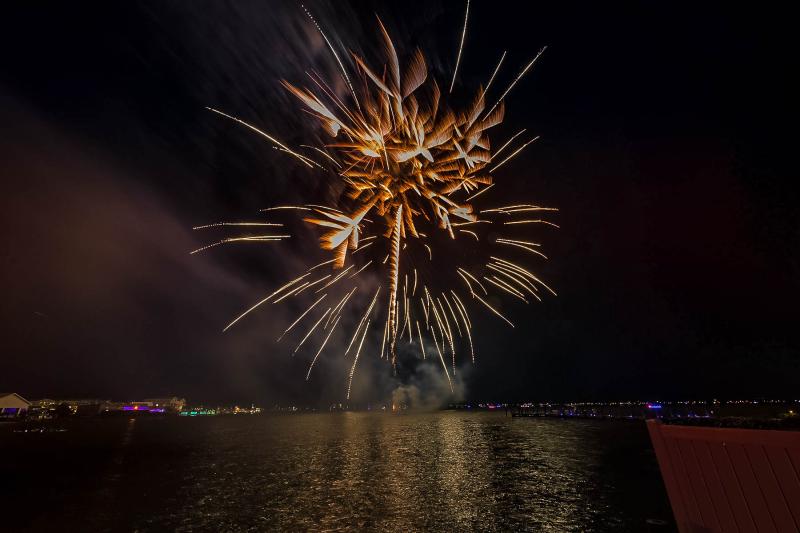 dewey de events july 4th fireworks