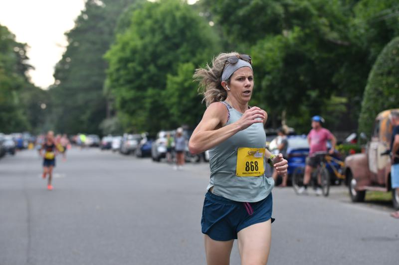 Melissa Wiley records a time of 20:25.