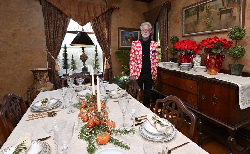 Holiday House Tour Chair Bill Quinn checks in on the home of Janet and John Fisher at 817 Savannah Road.
