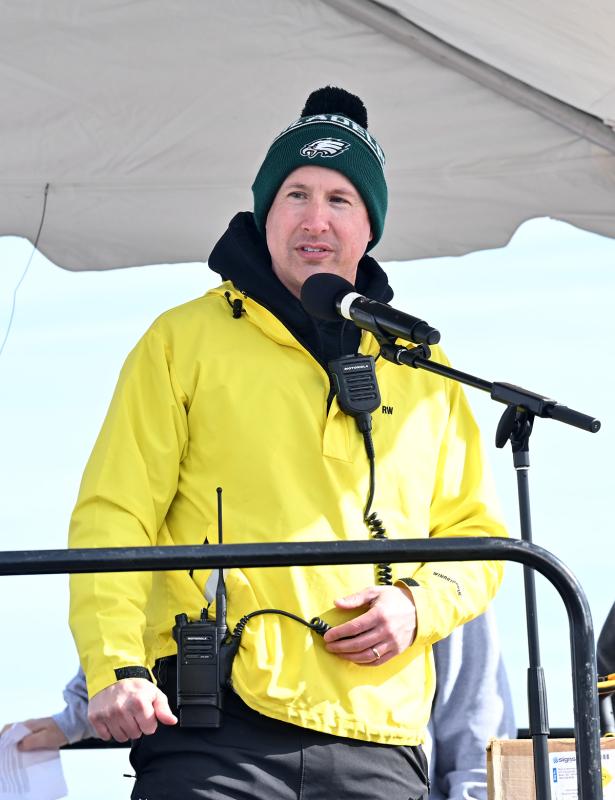 Special Olympics Delaware CEO and President David Halley welcomes the plungers and gives information about Special Olympics.
