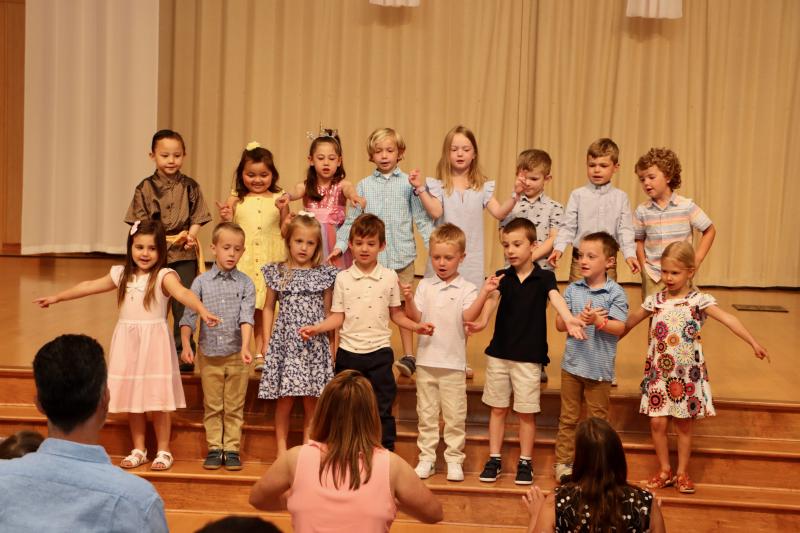 The Pelican class performs for proud parents and grandparents. In back are (l-r) Aaron Davison, Noella Pereira, Madeline Glace, Wesley Feindt, Coco Turi, Ryan Mace, George Grenert and Gannon Mahoney.
In front are Emilia Neves, Gavin McGinley, Tatum Brewer, William Dashiell, Dane Allocco, Luke Blondin, Bayley Cameron and Madelyn Eisenstein. BILL SHULL PHOTOS
