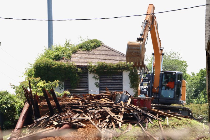 It did not take long for an excavator to demolish the structure. BPW President Tom Panetta said the white building behind it, which housed mechanicals, will likely be removed in the future.