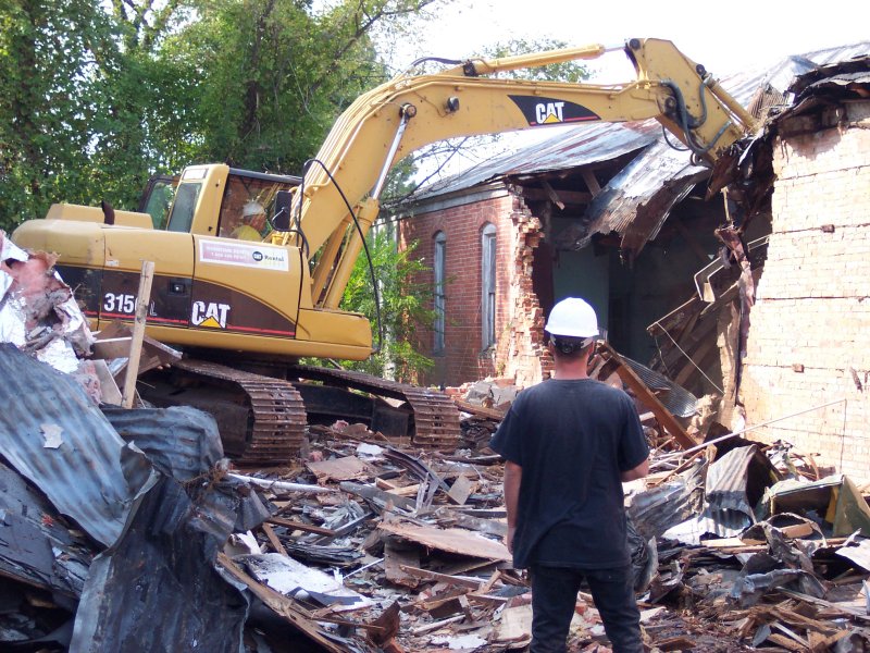The building that used to stand where the Milton Theatre’s Quayside Stage now stands was demolished in 2007. CAPE GAZETTE ARCHIVES/KEVIN SPENCE PHOTO