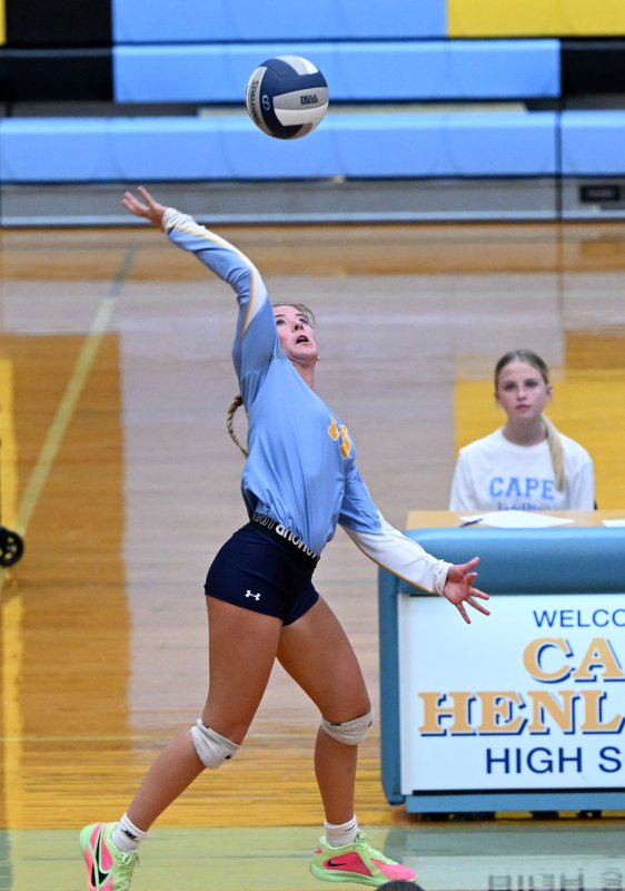 Senior Rylee Ockels pounds a kill shot.