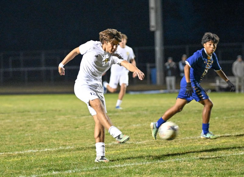 Cape’s Jackson Hess scores first at the opening 26-second mark.