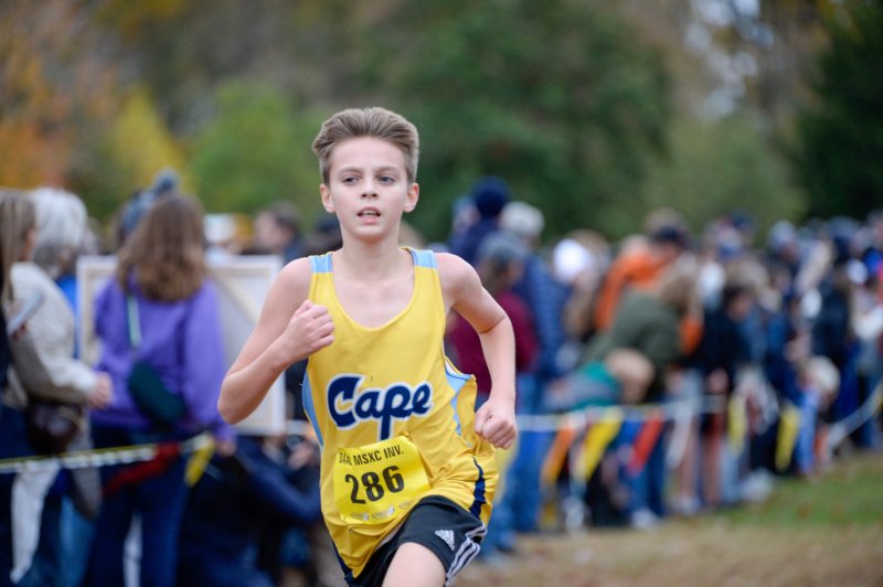 Otto DiMichele of Mariner powers to the line.