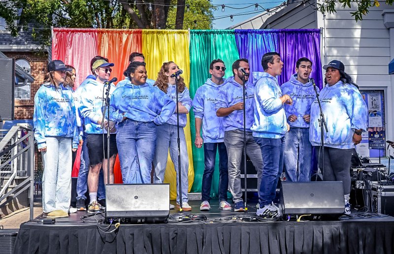 The Clear Space singers perform tunes from “Reefer Madness” and “Annie.”