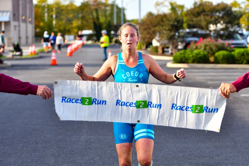 Elizabeth Gerritt wins the female race in 24:26.