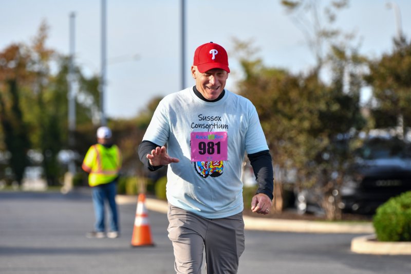 Jeff Conrad finishes in 46:40.