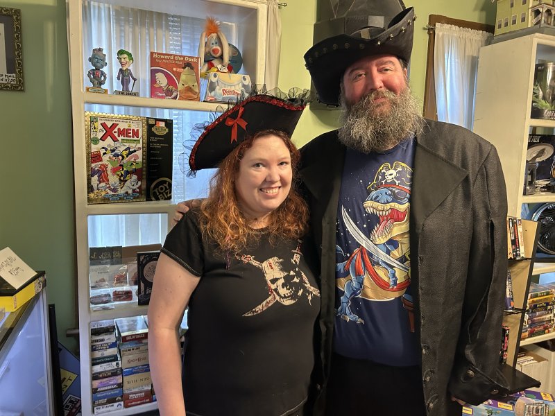 In addition to hosting a booth for the Art Walk, Kristin and Justin “Ogre” Sinnott of Ogre’s Grove on Union Street celebrated the shop’s eighth anniversary with a pirate theme.
