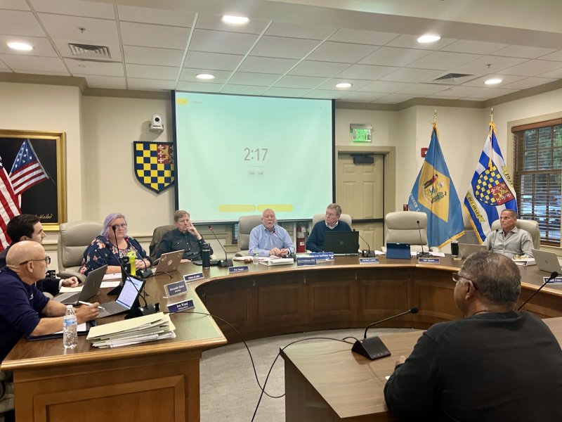 Darnell Daisey, foreground, at the Oct. 9 meeting of the Lewes Historic Preservation Architecture Review Commission. Chair Kevin Mallinson, seated in the middle of the dais, removed the Daiseys’ application for construction of a new home at 111 Coleman Ave. from the agenda, calling it invalid. Mallinson said the city manager did not get his approval before adding it to the meeting agenda. BILL SHULL PHOTOS