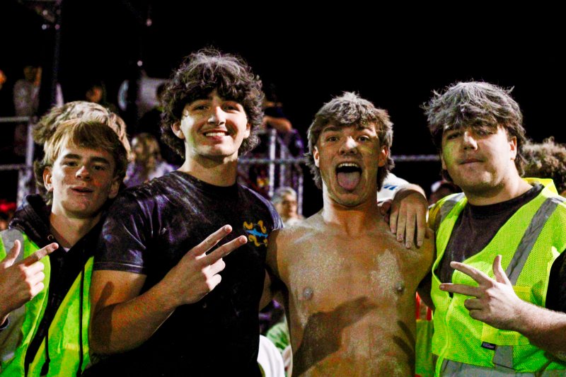 Just a couple of lax bros hangin’ out with the diamond dudes. Shown are (l-r) Cooper Hagy, Ben Tollett, Mason Glover and Tyler Jarrell. The laxers are on the outside. AARON R. MUSHRUSH PHOTO