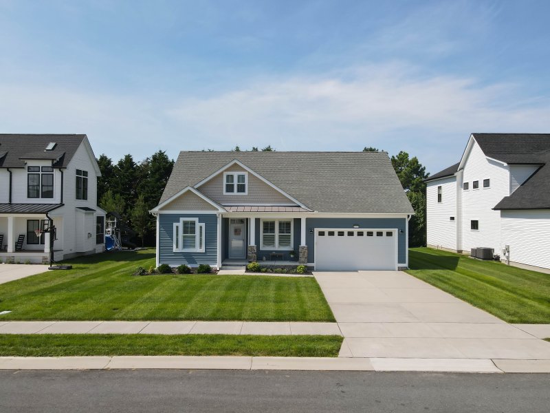 Coastal Charm & Investment Potential: 16454 Four Leaf Drive, Lewes!