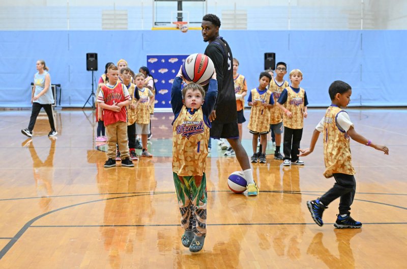 Wiz Kid Gerry Interland, 5 takes a shot during warm ups.