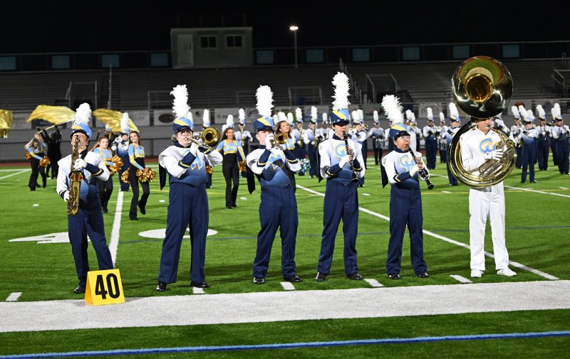 Performing with the Cape band are (l-r) Reilly Choma, CJ Schaffer, Ben Carter, Maddex Holstein, Soana Rodriguez-Escalante and Weston Bohl.