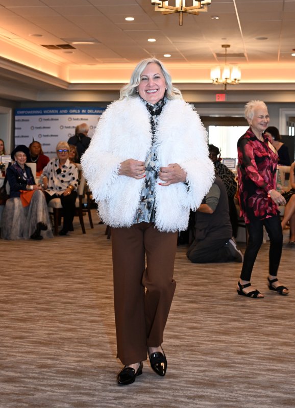 Celia Aufdemberge wears this cool outfit from Sty.Lishh.