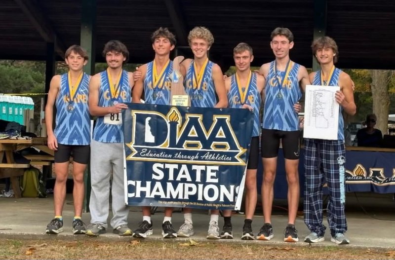 Shown are (l-r) Nick Petito, Andrew Radka, Riley Stazzone, Jason Baker, Brayden Redd, Josh Cohen and Dylan Harp. MARTIN RODRIGUEZ PHOTO