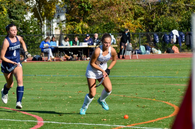 Seahawks junior Liz Layton winds up for a shot.