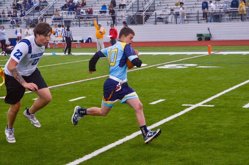 Viking sophomore Luke Archer strides into the end zone.