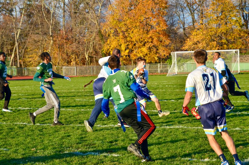 Cape senior Mason Trench hauls in a pass deep in Mount Pleasant territory.