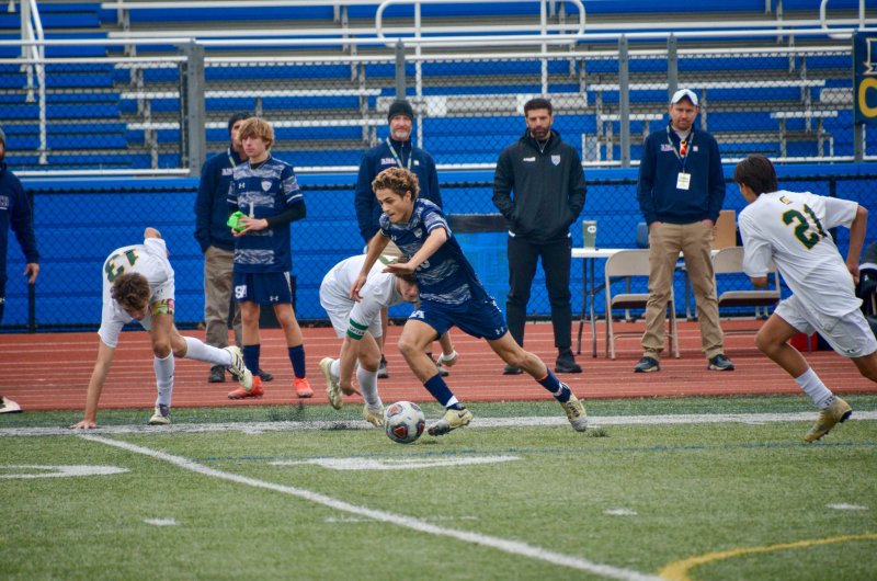 Sussex Academy senior Liam Stegall leaves a trail of defenders in his wake.