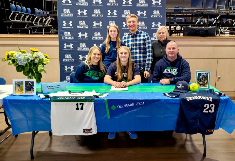 Delainie Monitzer had with her, in back (l-r)Savannah Monitzer, Jamy Ashmead and Debbie Shannon and in front (l-r)Kate Monitzer, Delainie Monitzer and Paul Monitzer