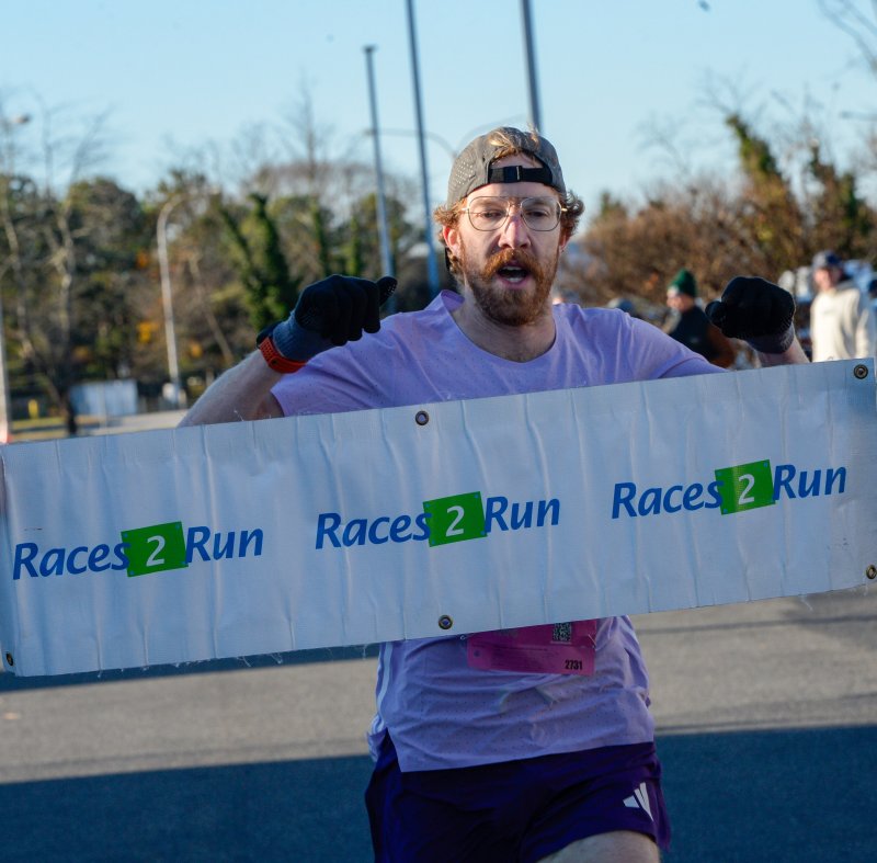 Eric Lipuma is the overall winner in 15:55.