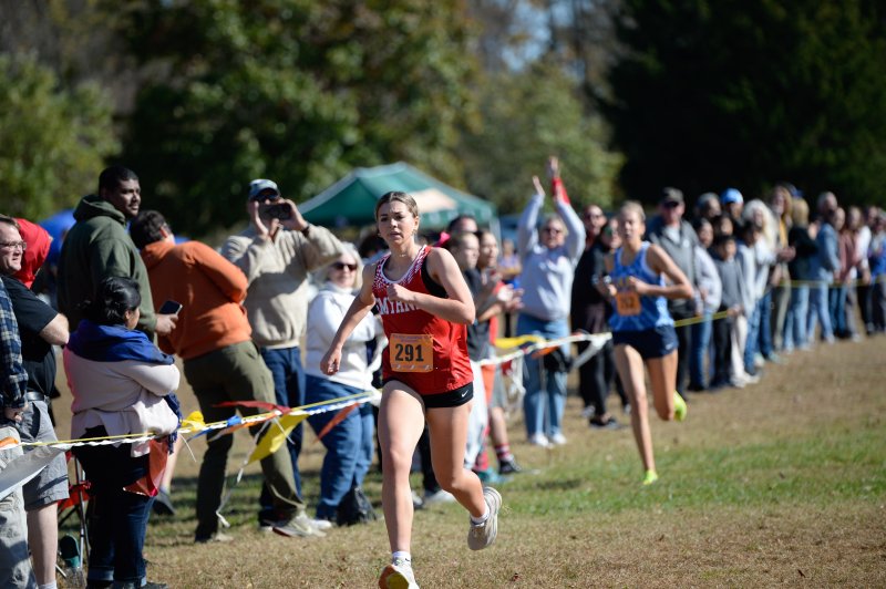 Caroline Oliver of Smyrna wins the JV girls’ race in 23:10.