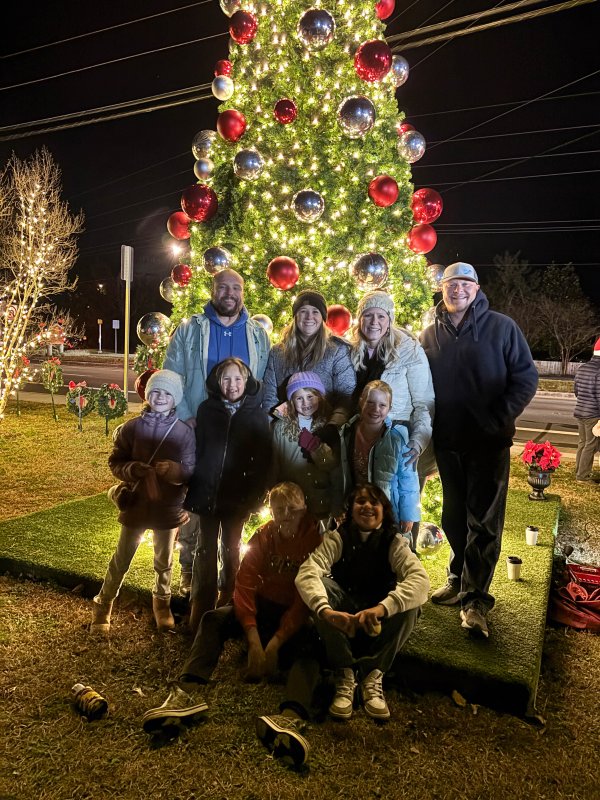 Dewey Beach residents, friends and loved ones embrace the holiday spirit at the Fifer’s Farm Kitchen tree-lighting. Shown in back are (l-r) Patrick Zmuda, Brandy Zmuda, Georgie Penny and Forest Penny. In middle are Spencer Stallings, Margo Zmuda, Sawyer Stallings and Baylyn Penny. In front are Colton Penny and Dalton Zmuda.