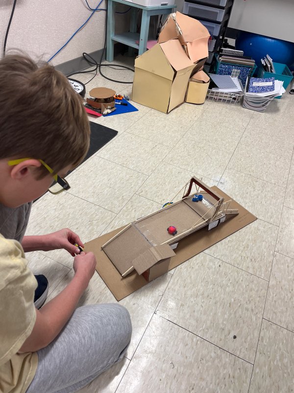 Mariner student projects bring world landmarks to life