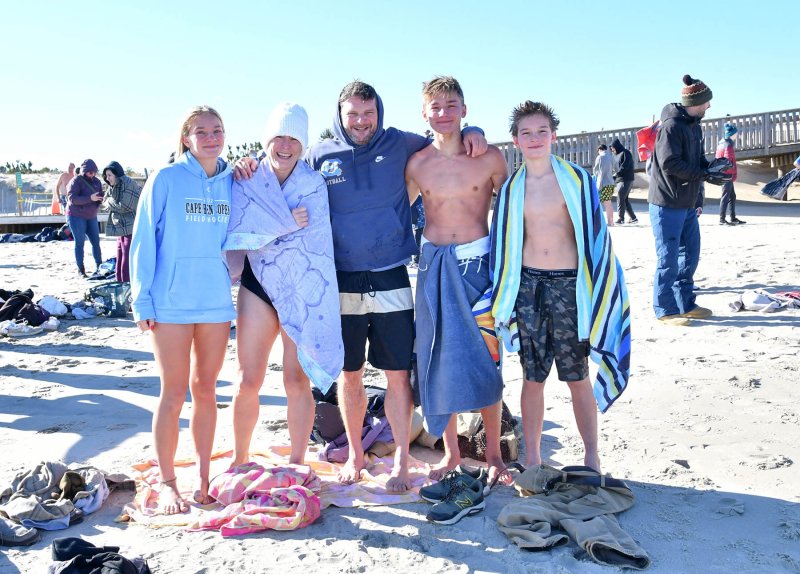 The family that plunges together ... Shown are (l-r) daughter Meredith, mom Suzannah, father Jack and sons Will and James Frederick.