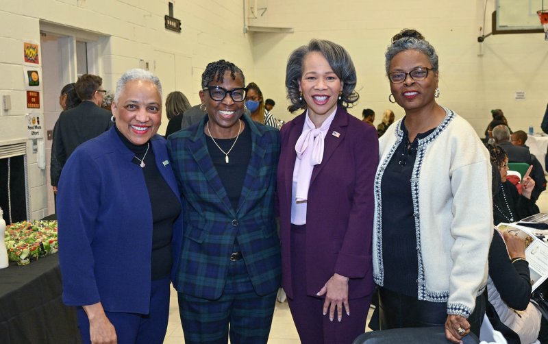 Enjoying the event are (l-r) State Auditor Lydia York, Dana Paskins, Sen. Lisa Blunt Rochester and keynote speaker Dr. Debbie Harrington.