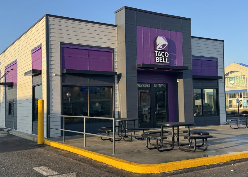 Taco Bell has a fresh look as it reopens in the Rehoboth Mall shopping center along Route 1. NICK ROTH PHOTO