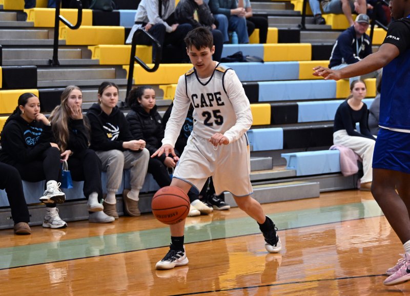 Cape sophomore Aiden Curran drives up the sideline.
