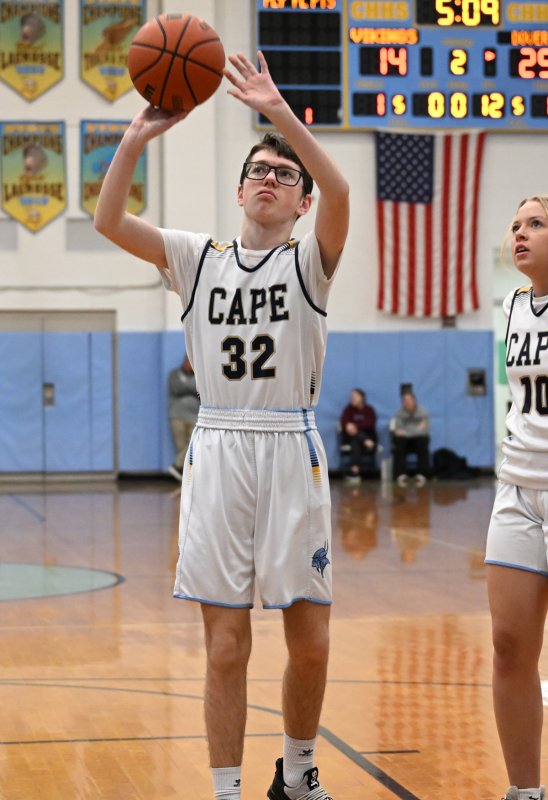 Cape freshman Cullen Oliver hits a deuce.