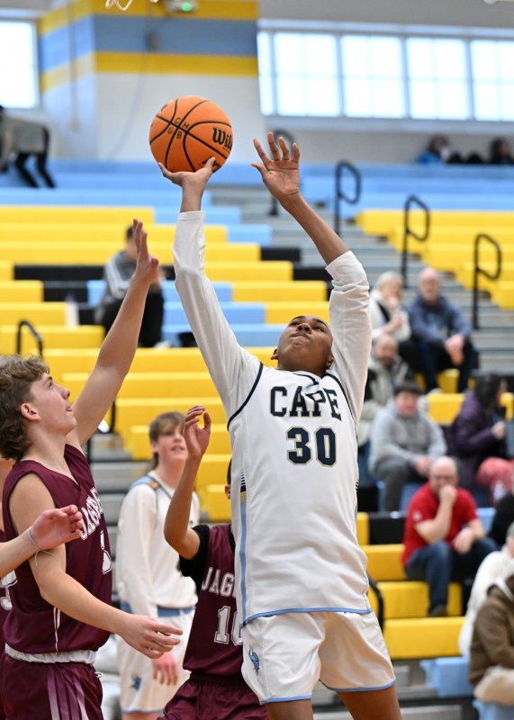 Cape senior Zane Richardson hits a shot in the paint.