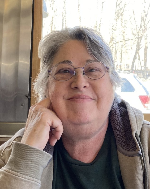 Lisa Lynn Simmons, loved people, nature