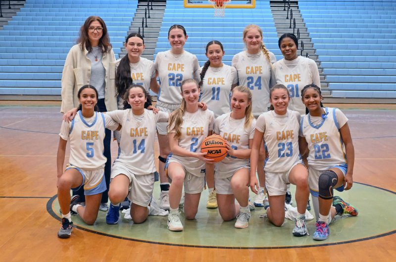 The undefeated JV team went 16-0 this season. Shown in back are (l-r) coach Carlin Quinn, Mikaila Sellers, Maggie May, Mia Scott, Meredith Frederick and Jada White. In front are Laura Lima, Sophia Cooley, Brooklyn Auberger, Anna Neustadter, Tegan Paczek and Natalie Horsey. DAN COOK PHOTOS