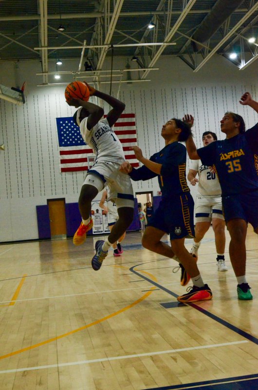 Seahawks sophomore Farmar Amisial keeps his hands clear on this shot.