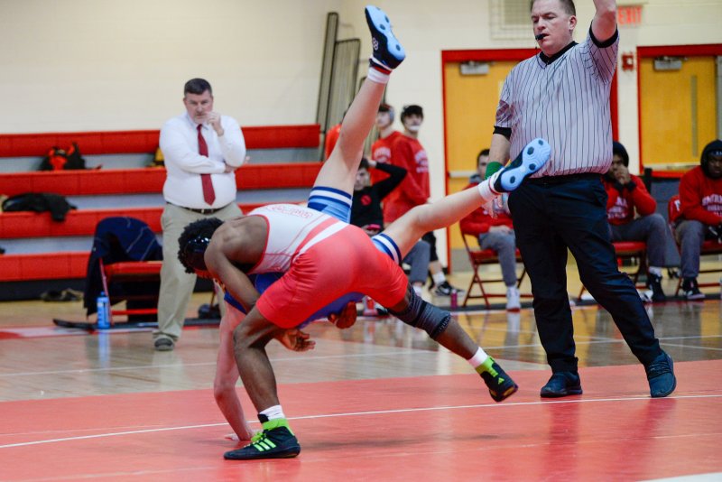 Smyrna’s Gabriel Crenshaw takes down Blake Walker.